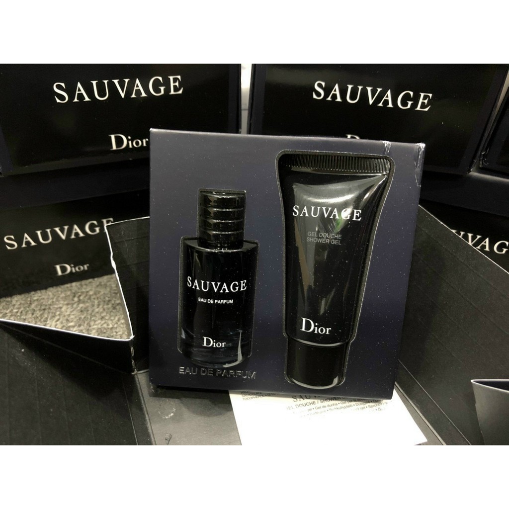 Set Nước hoa mini Nam Dior Sauvage EDP 10ml + sữa tắm 20ml