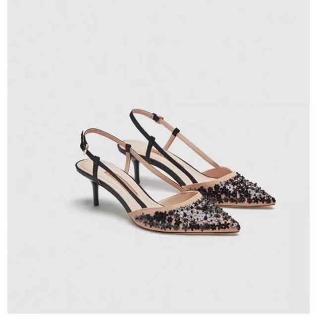 Sandal cao gót đính hoa ZaRa - hàng dư xịn. Ảnh thật