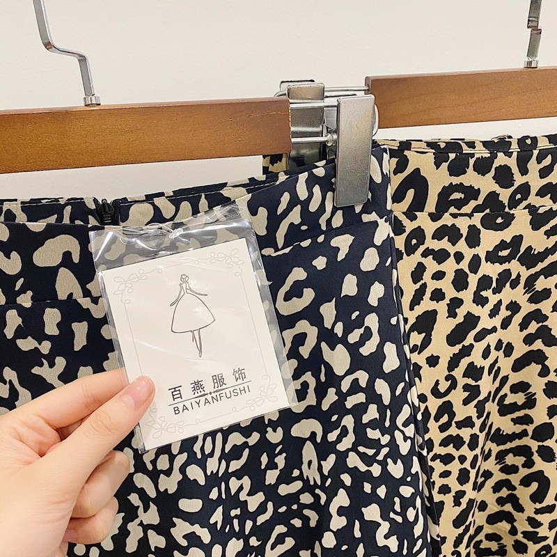 Chân Váy midi B&W SKIRT hoạ tiết trắng đen form chữ A chất vải dày dặn có phối chun co giãn | BigBuy360 - bigbuy360.vn