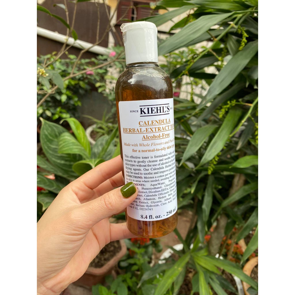 Toner hoa cúc Kiehl’s Calendula Herbal Extract Toner