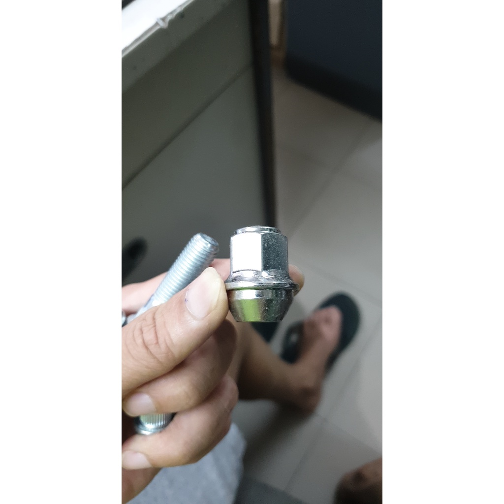 Ốc tắc kê  -bulong ford rager, BT50, vios, inova, fotuner, hillux ,i10 grand ...