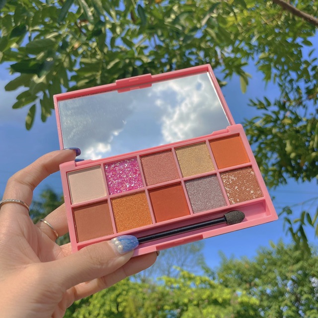 Bảng mắt lameila vỏ kim tuyến mẫu mới | BigBuy360 - bigbuy360.vn