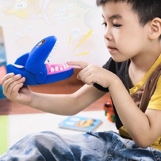 Đồ Chơi Hàm Răng Cá Sấu Vui Nhộn Cho Bé
