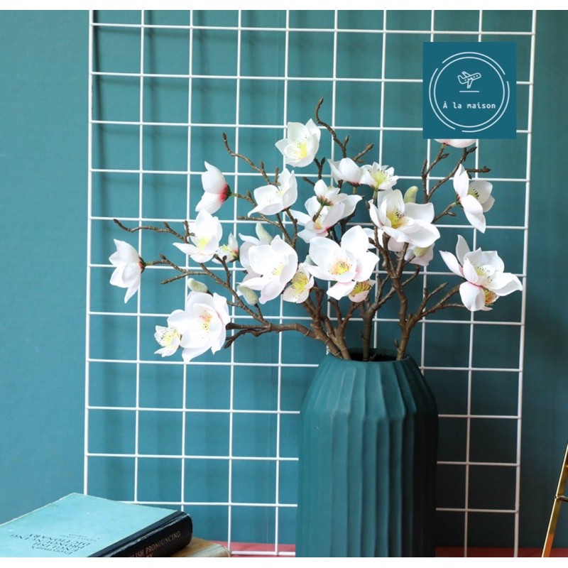 Hoa lụa - Cành hoa mộc lan nhí 49cm, vẻ đẹp mong manh nhẹ nhàng