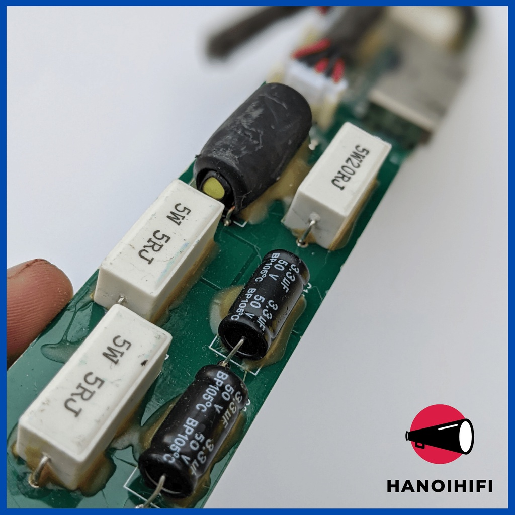 Mạch phân tần đa năng 2.0 2.1 Sharp có led nháy theo nhạc hàng tháo máy nguyên bản