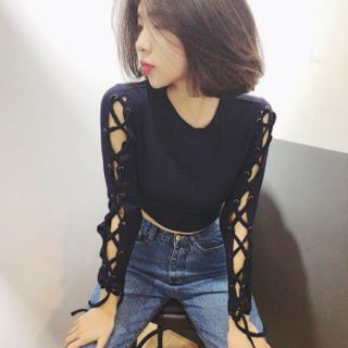 Áo corop tay dài đan mắc cáo