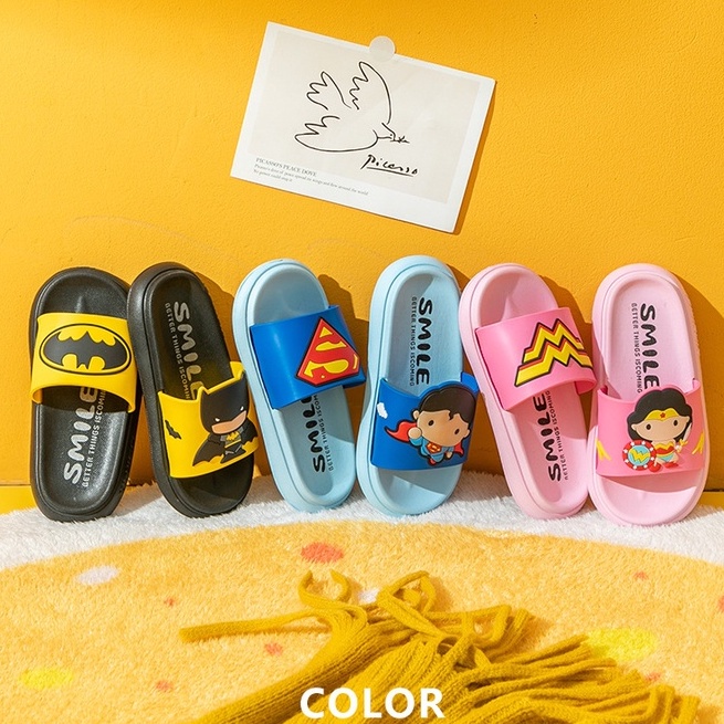 Dép lê siêu nhân anh hùng cho bé trai bé gái, dép quai ngang Super hero cool ngầu Tulastore