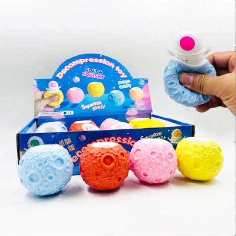 phi hành gia bóp DCB38 đồ chơi trong phòng astronaut squishy toy