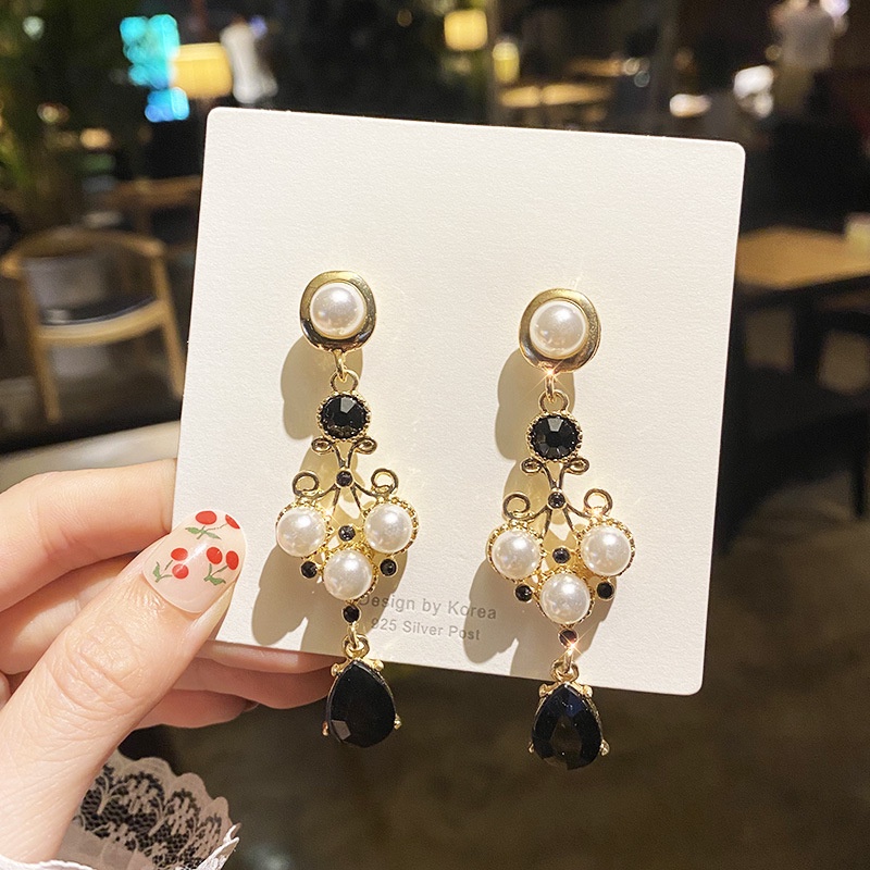 Khuyên Tai Tua Rua Dáng Dài Phong Cách Vintage 2021