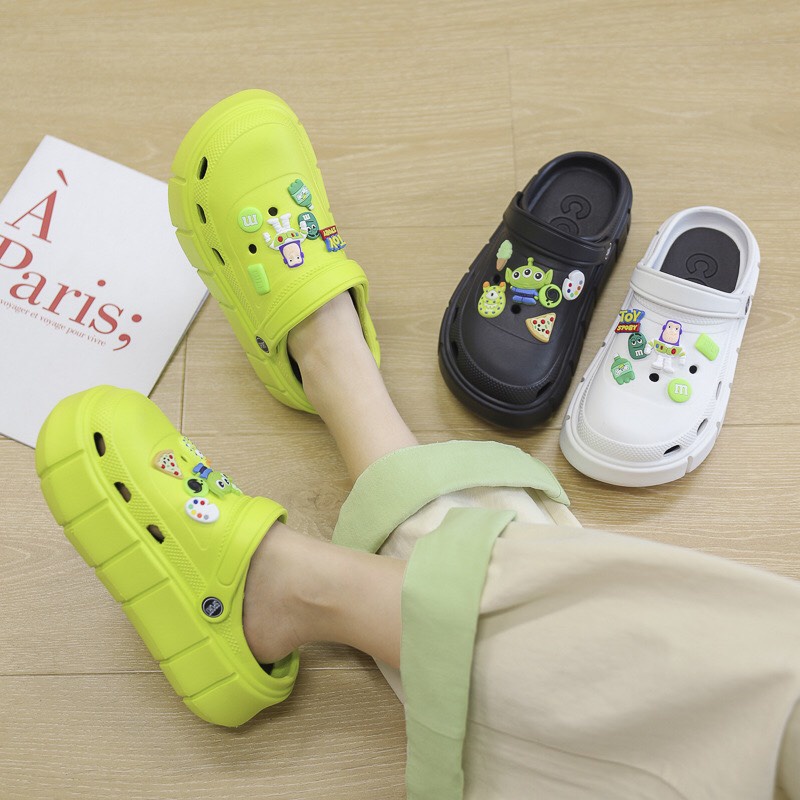 Dép sục Cross kèm Stick rất bắt mắt đế cao 5cm siêu dễ thương mẫu dép hotrend 2022