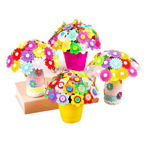 Hoa vải nỉ trang trí lớp học mầm non