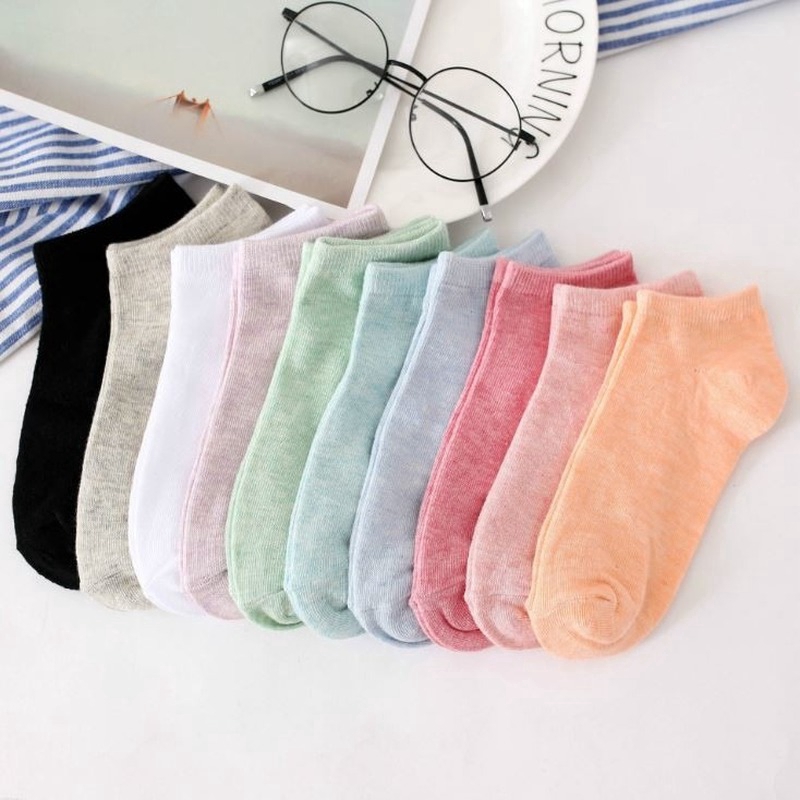 Đôi tất trơn chất cotton chống trượt cổ thấp xinh xắn