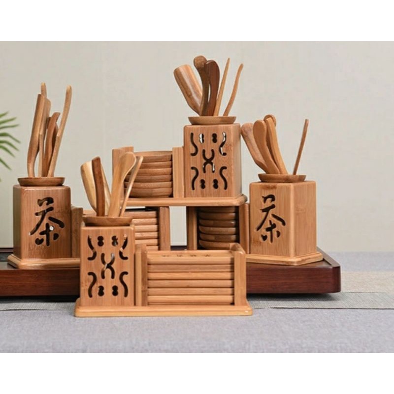 Combo bộ dụng cụ pha trà,6 miếng lót ly chén kèm hộp đựng chất liệu gỗ tre sang trọng