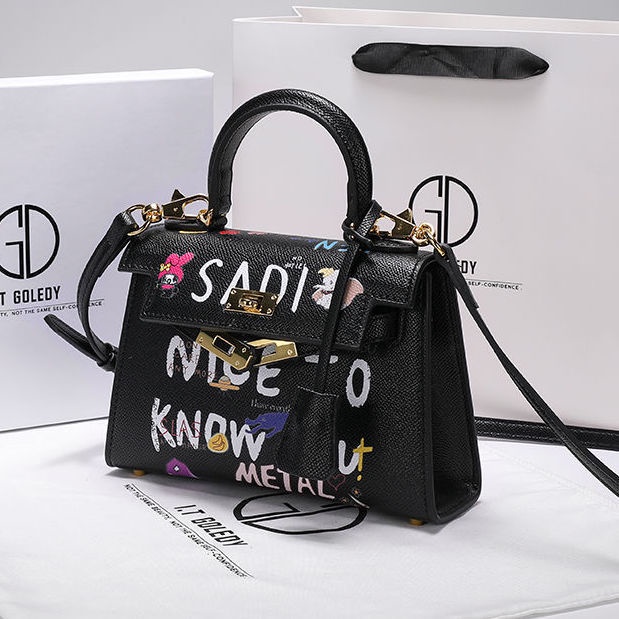 Túi Đeo Chéo Da Thật Mini In Họa Tiết Graffiti Thời Trang 2022 Cho Nữ