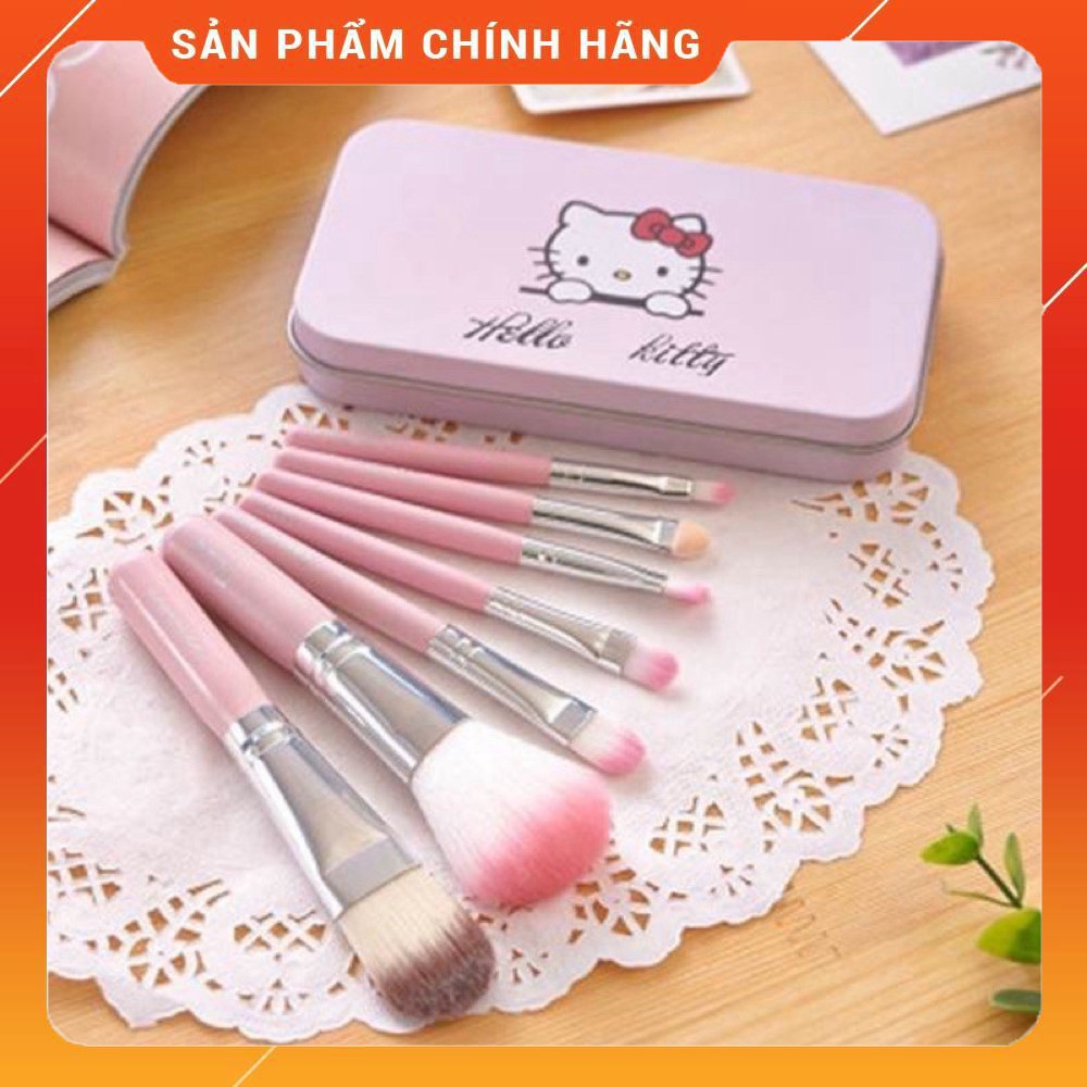 [DATE MỚI NHẤT] Bộ cọ Hello Kitty 7 cây hộp thiếc