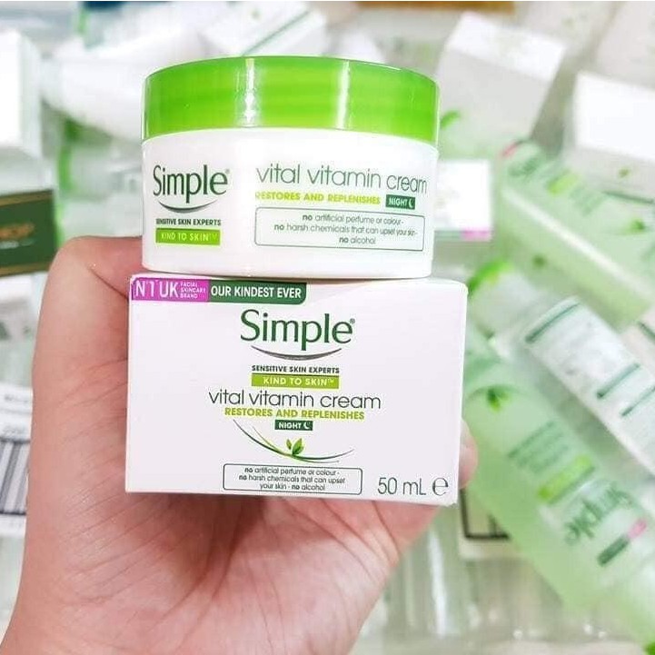 Kem Dưỡng Da Simple Kind To Skin Vital Vitamin Night Cream 50ml