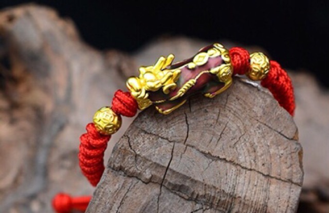 Vòng Tay Chỉ Đỏ Thái Mix Tỳ Hưu Đổi Màu Theo Nhiệt Độ | BigBuy360 - bigbuy360.vn