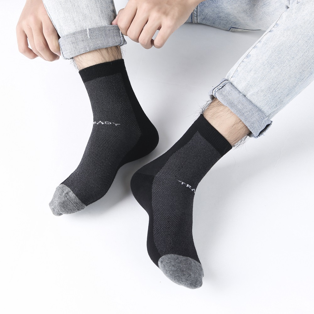 Tất vớ nam nữ unisex cao cấp Trady chống hôi chân, thông thoáng thích hợp đi giày thể thao, giữ ấm đôi chân