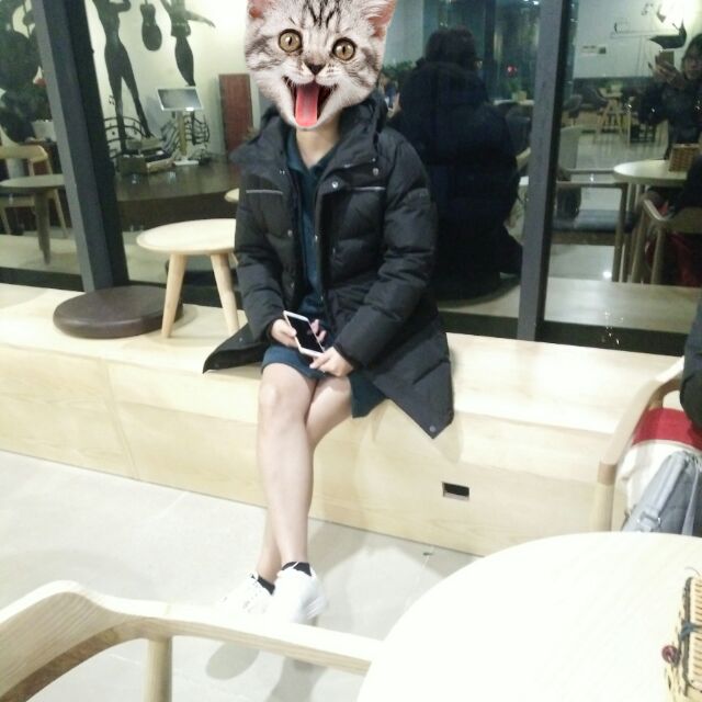 Áo phao dáng  dài Millet
