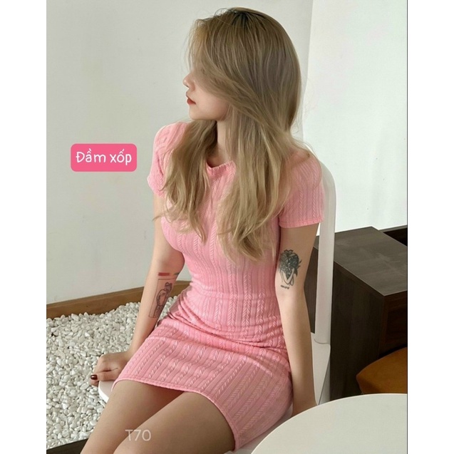 Đầm Xốp Dáng Ngắn Xương Cá Cổ Tròn Tay Ngắn
