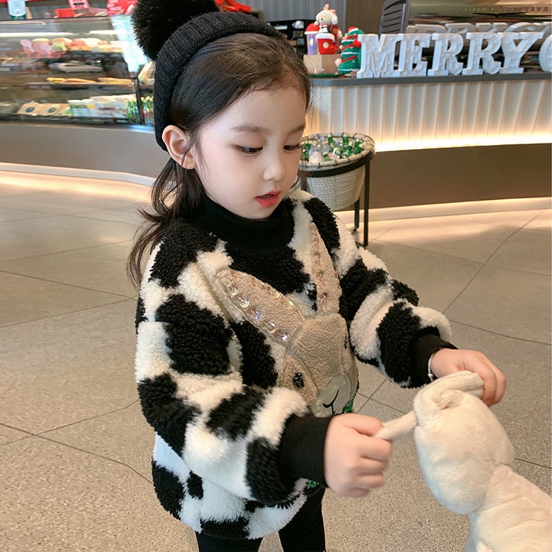 Áo sweater tròng đầu vải nhung thêu hình thỏ hoạt hình đáng yêu cho bé gái