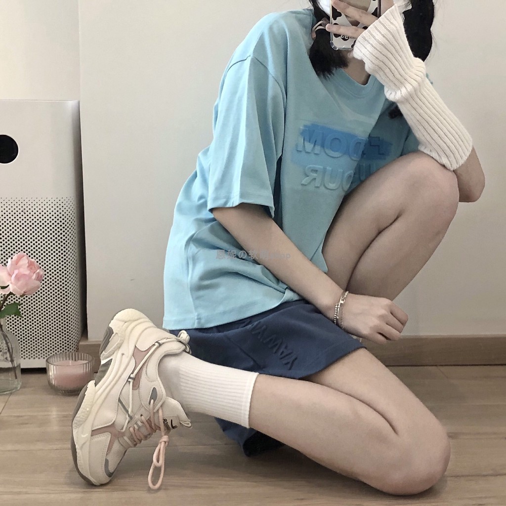 Quần đùi nữ sooc in dập nổi short ống rộng cạp chun trơn màu đen, hồng, xanh Mophus MQ006 | BigBuy360 - bigbuy360.vn