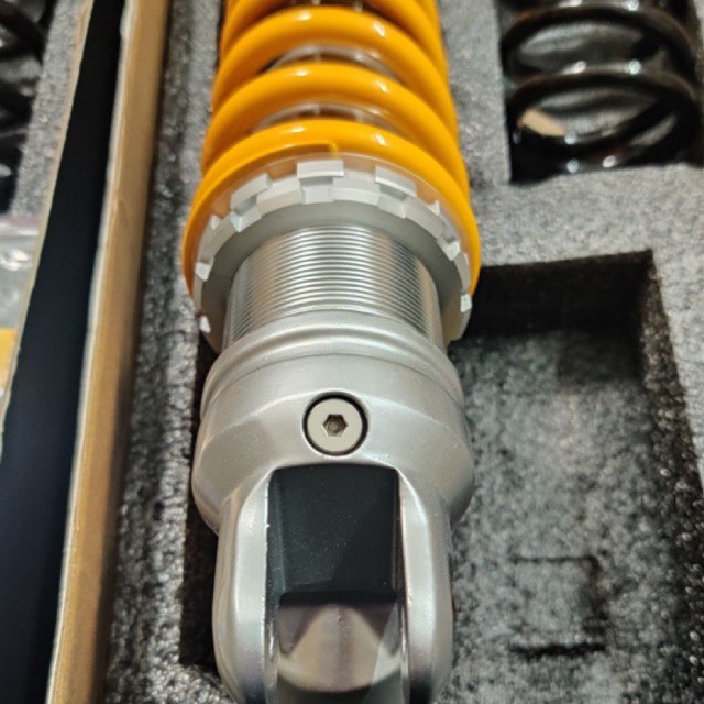 Phuộc nhún sau Ohlins bình dầu cho các xe tay ga 1 phuộc như Vario Sh mode Noza Click Luvias Ultimo