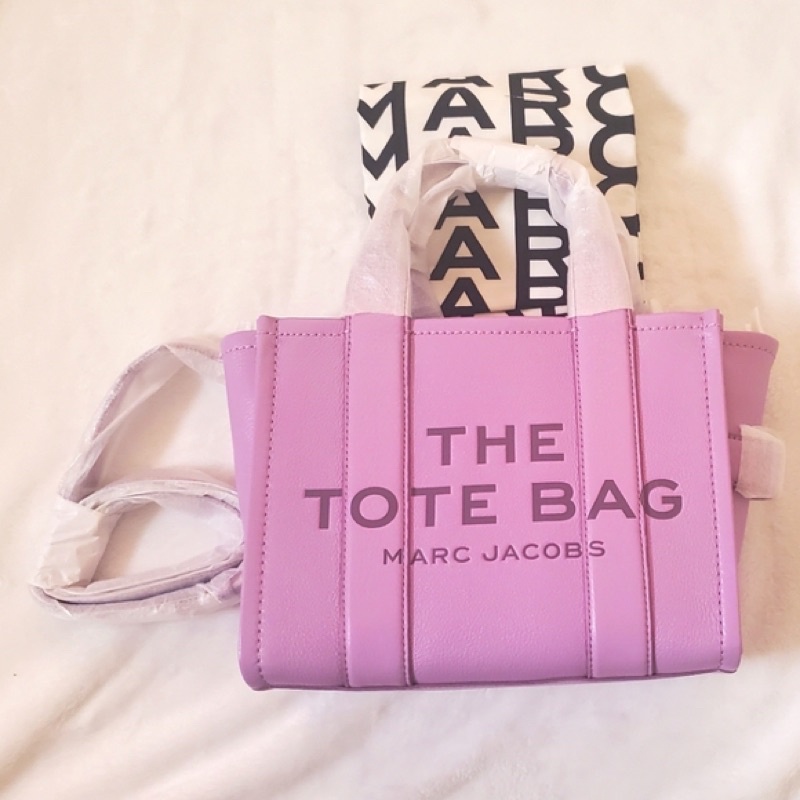 TNS-Túi tote form vuông siêu  Marcie leather field tote bag--màu tím nổi bật sang trọng