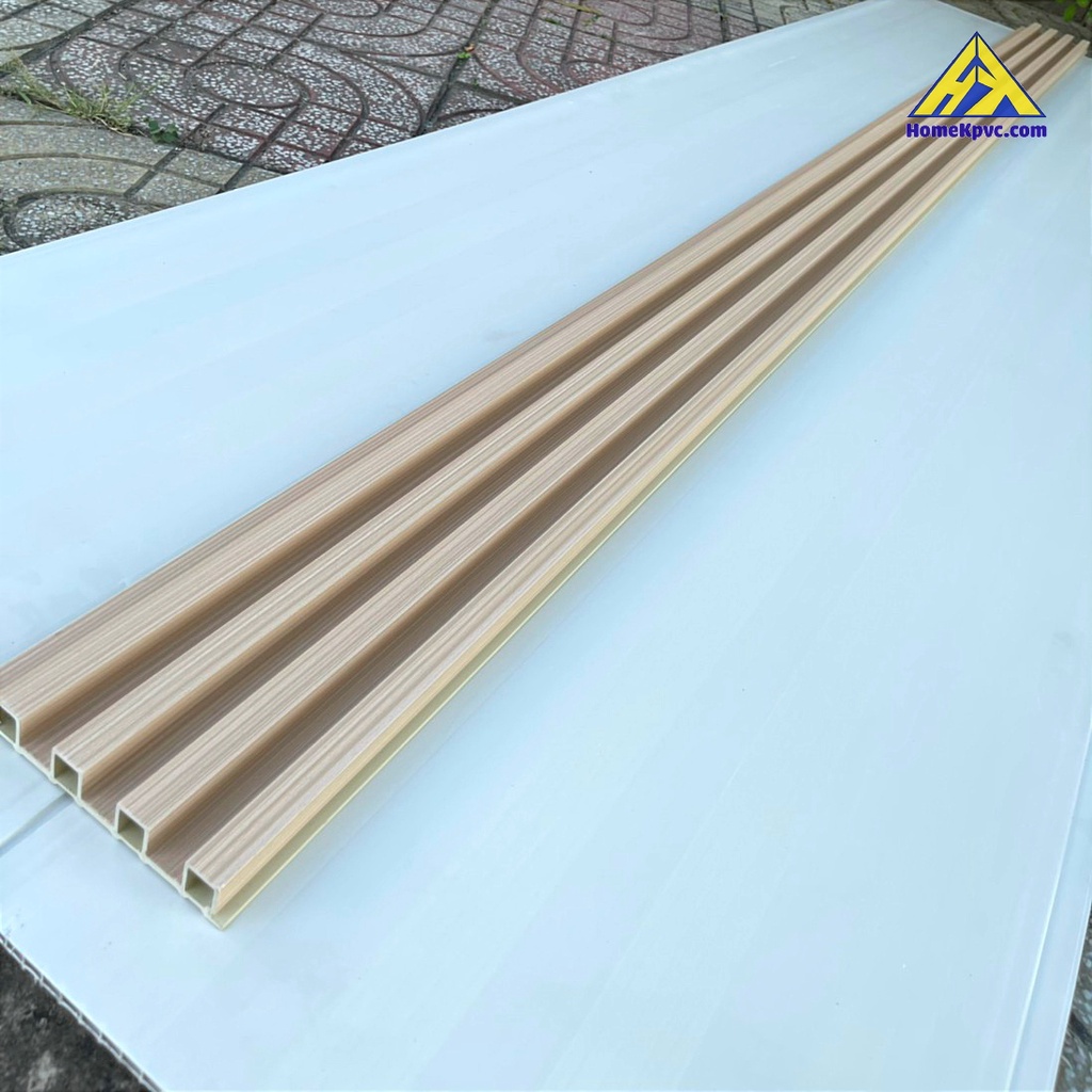 Lam Sóng Giả Gỗ - 4 Sóng Cao Chất Liệu Nhựa Composite