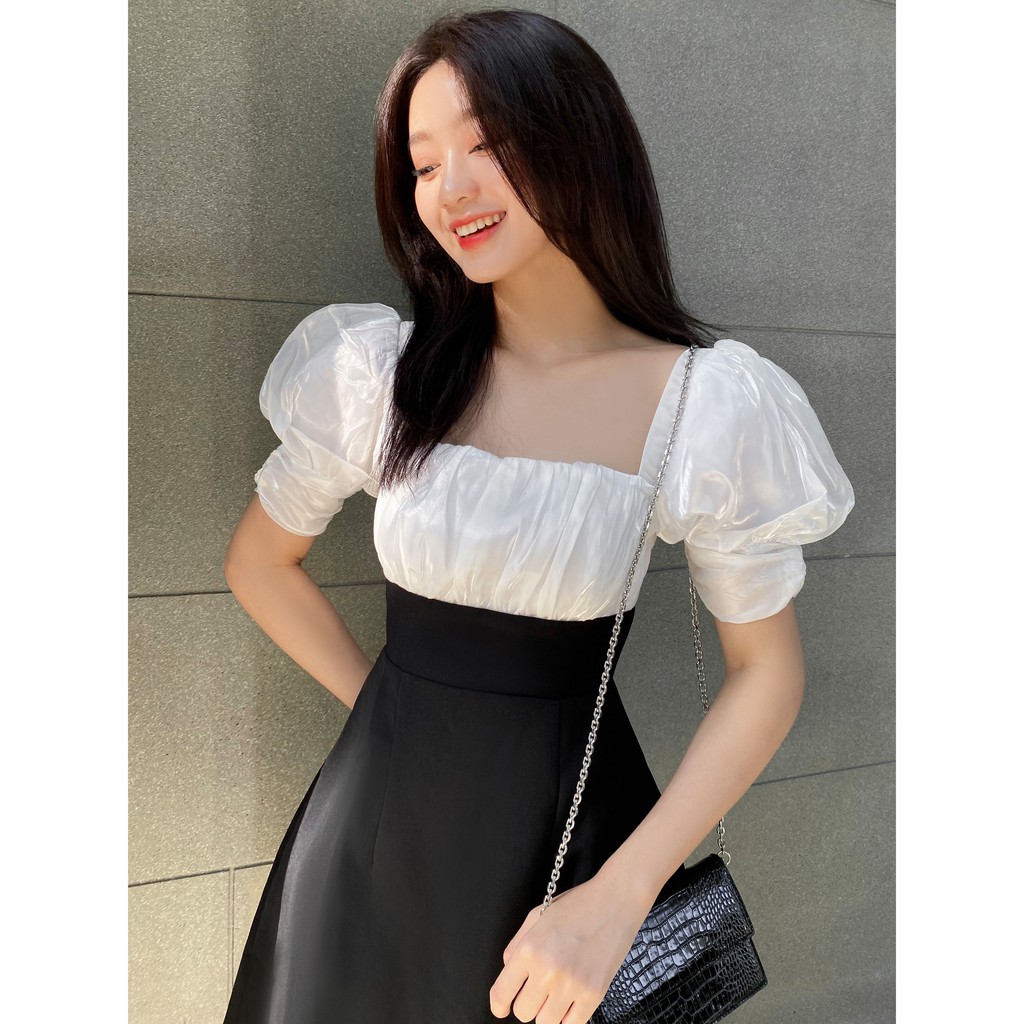 RECHIC Đầm Teagan màu đen cổ vuông dáng ngắn phối oganza xinh xắn trẻ trung | BigBuy360 - bigbuy360.vn