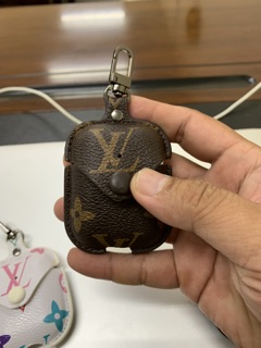 Case bảo vệ Airpods xa xỉ 03