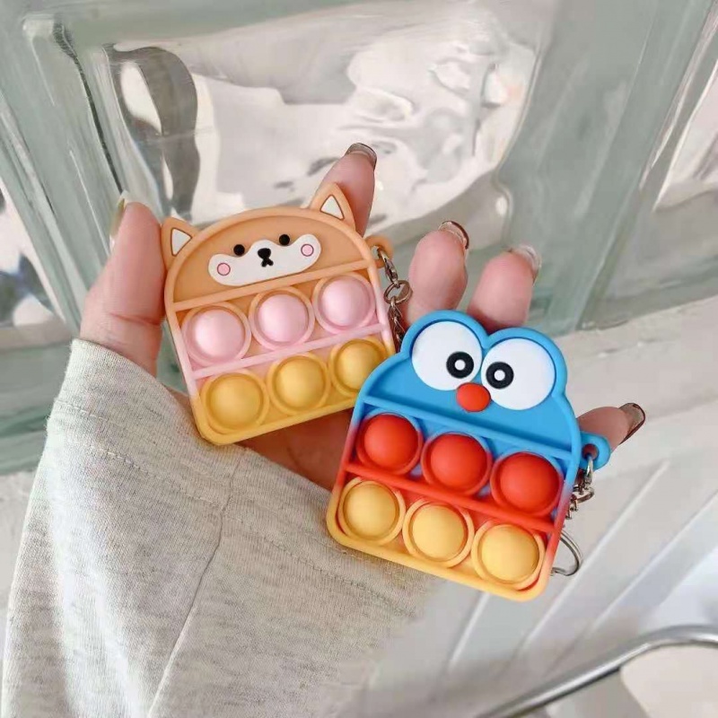 Mới Đồ Chơi Nắn Bóp Hình Pikachu / Ngựa Một Sừng Mini Giúp Giảm Căng Thẳng