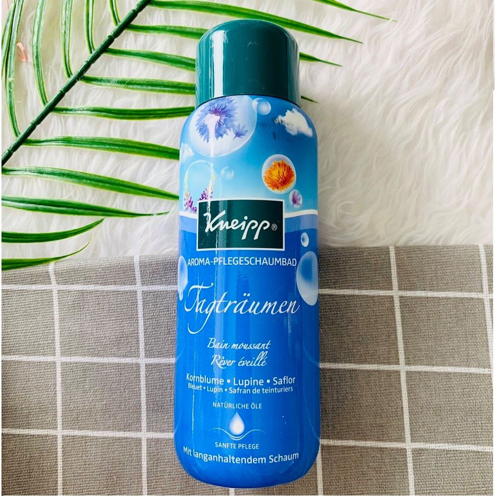 Tắm bồn Kneipp Aroma-Pflegeschaumbad Tagträumen hương hoa tươi mát