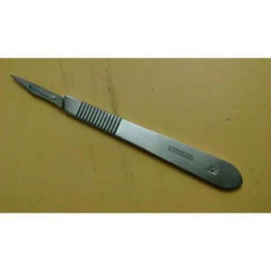 Cán dao mổ số 3 kèm lưỡi dao mổ