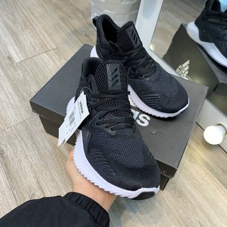 Giày Alphabounce Beyond đen