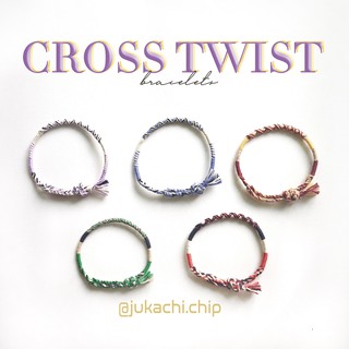 Vòng tay handmade Cross Twist