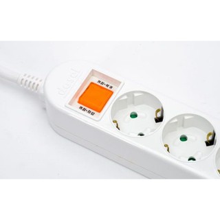 Ổ cắm điện đa năng_Ổ điện Hàn Quốc Dosel 4 lỗ , 1 công tắc DM2217