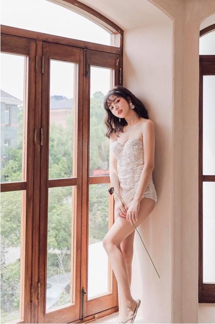 Bikini ren hoa cao cấp tay áo tháo rời kiểu đan lưng sexy hoa voan bikini tiểu thư