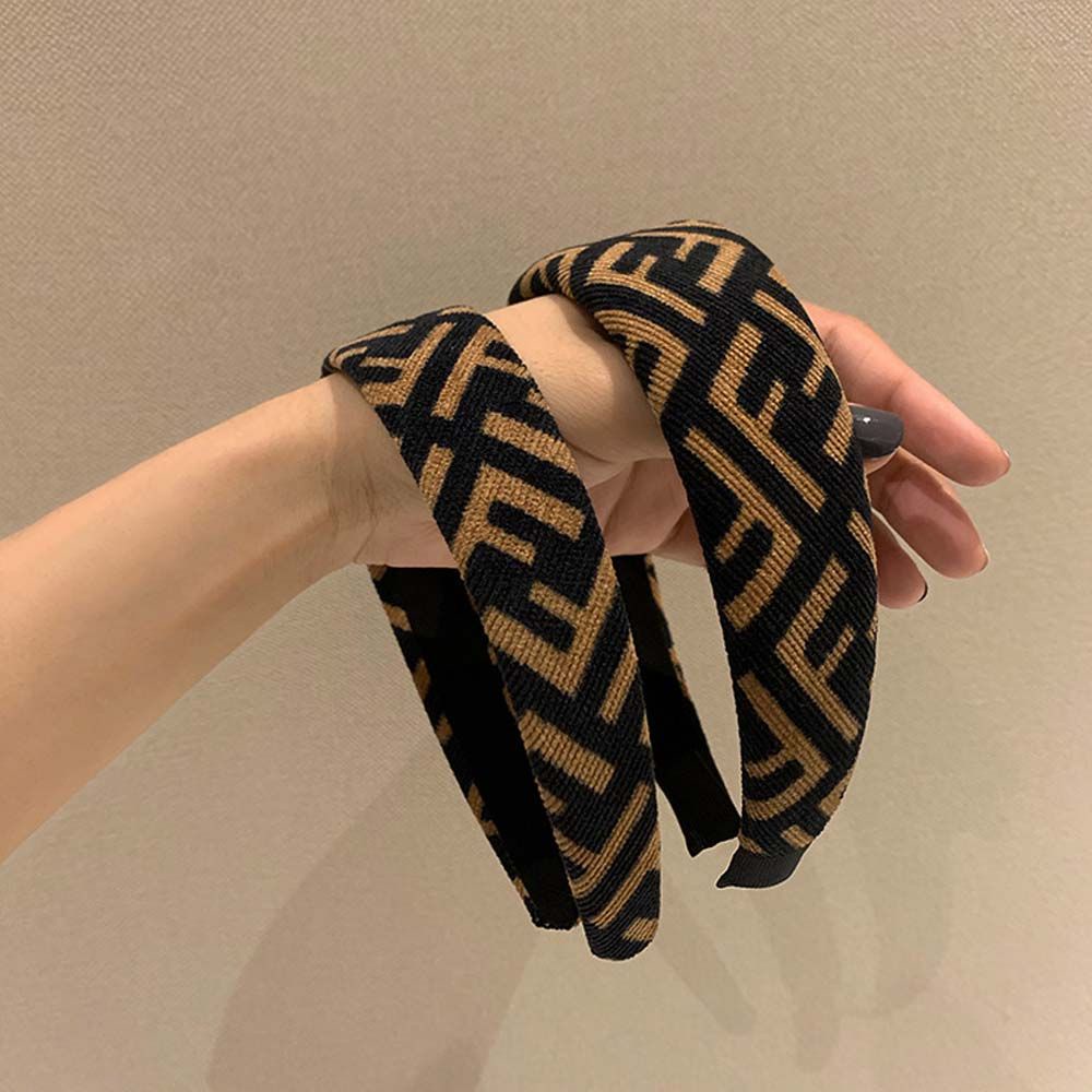 Băng đô bản rộng in chữ phong cách Hàn Quốc cổ điển dành cho nữ rửa mặt