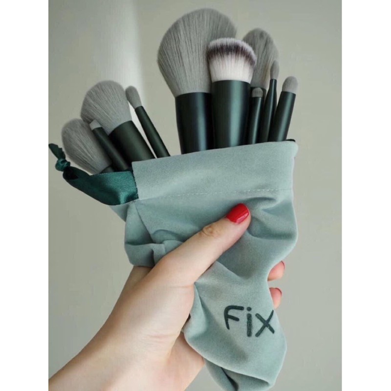 Bộ cọ makeup FIX 13 cọ(Kèm túi đựng)