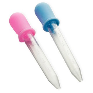 dụng cụ uống thuốc và uống sữa cho bé