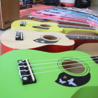 Đàn ukulele soprano màu