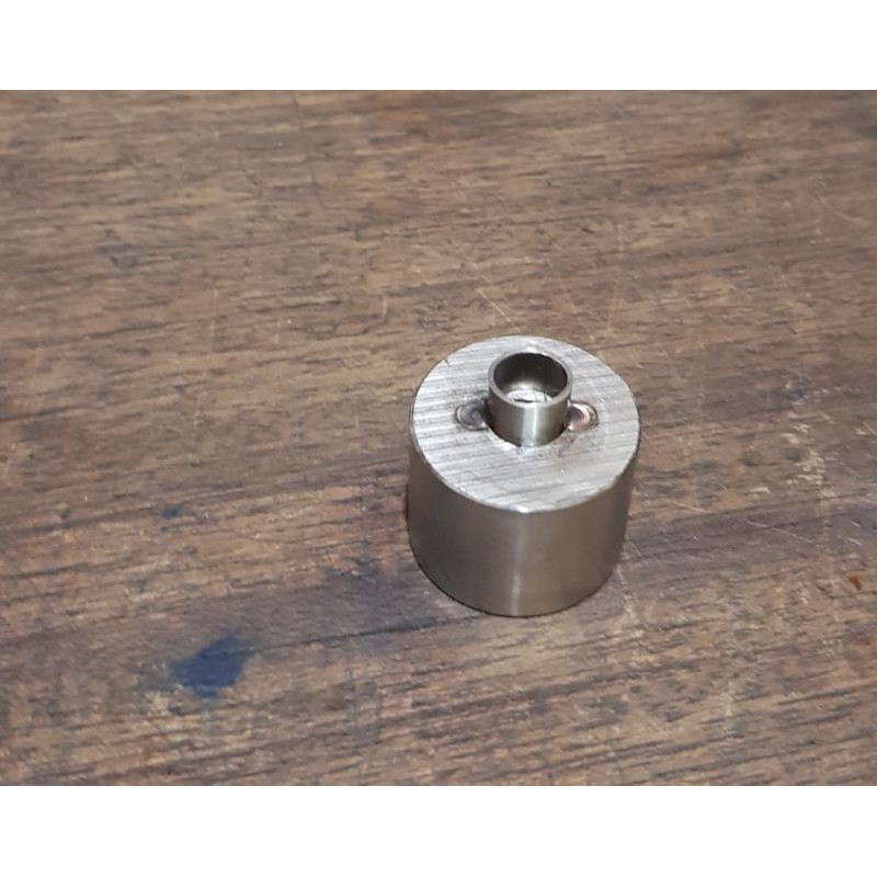 ỐC ĐẶC PHI 38 BẮT LAN CANG / CẦU THANG KÍNH