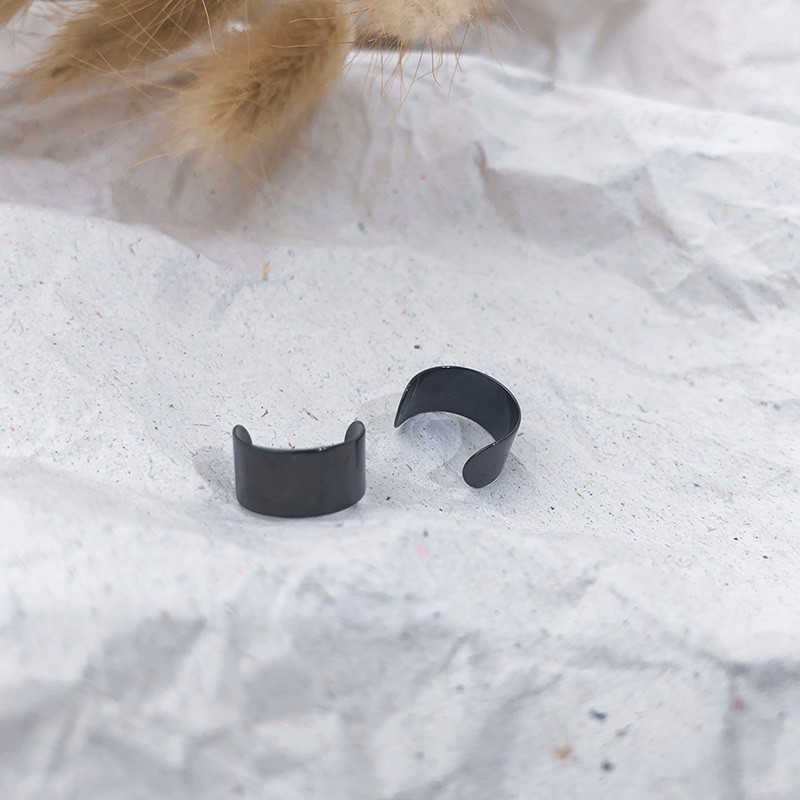 Khuyên Tai Bằng Thép Titan Không Gây Dị Ứng A787