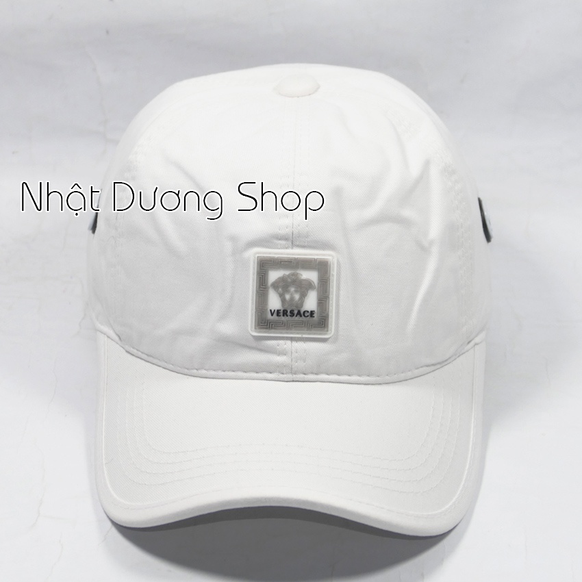 Nón kết thêu mặt da VERSACE đẹp sang trọng phù hợp cho cả nam và nữ yêu thích nón xịn.