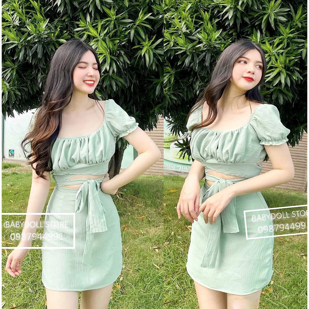 Set áo croptop trễ vai tay phồng và chân váy chữ A