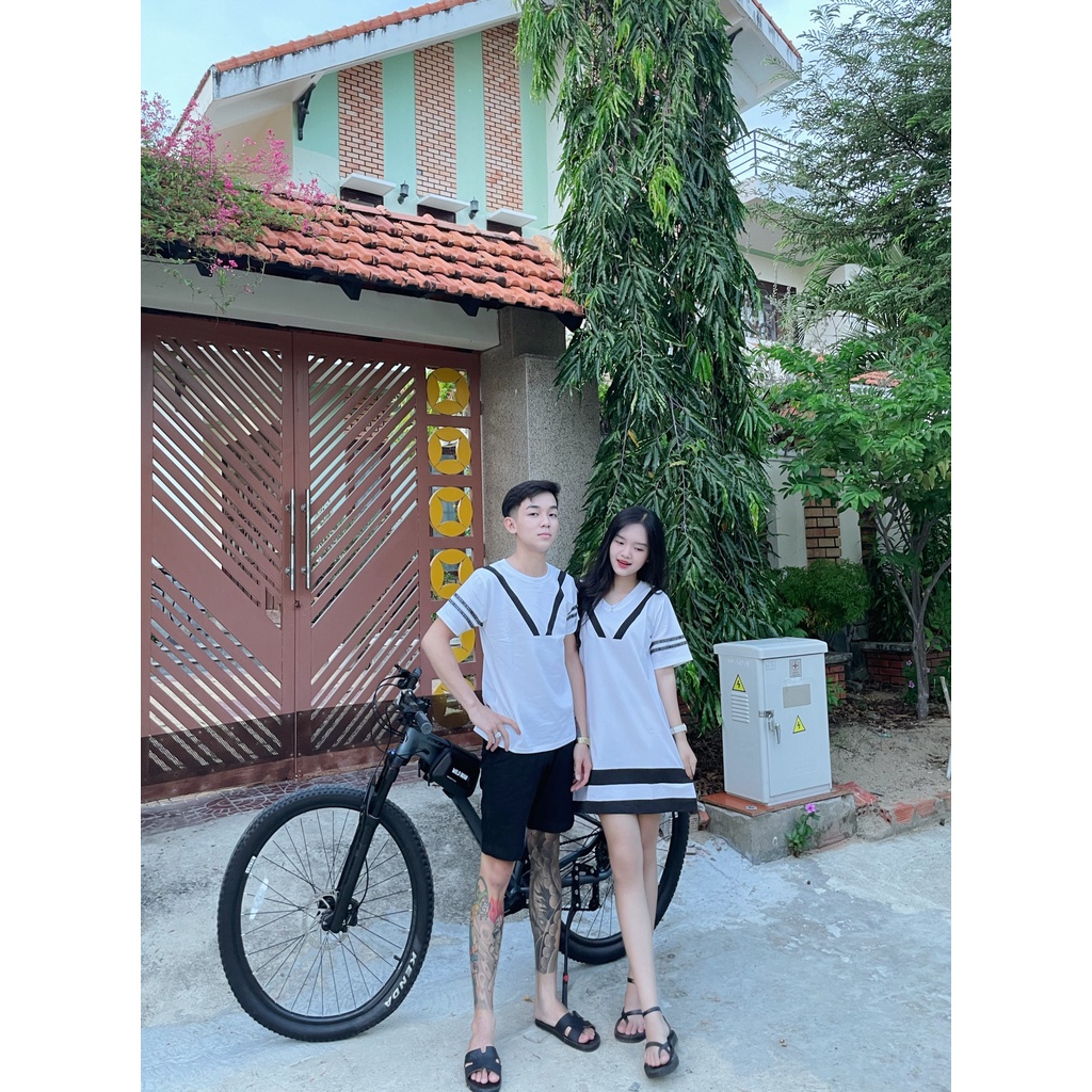 Set Đồ Đôi Phối Viền Đen Váy + Áo