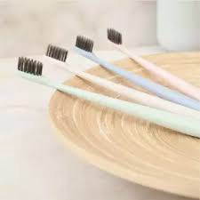 Bàn chải đánh răng làm từ than tre hoạt tính và lúa mạch- có hộp 2254 KOREA STORE88