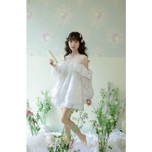 Áo bèo vai phối lưới Loli Top x Quần Váy CARROT FARM