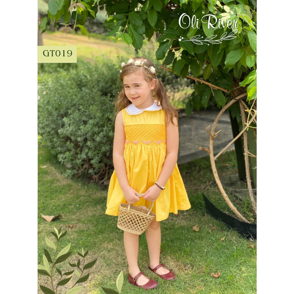 GT019 - VÁY SMOCK BA LỖ VÀNG #OliRiver Với thiết kế cổ lá sen phối ren trắng điệu đà và bản trám